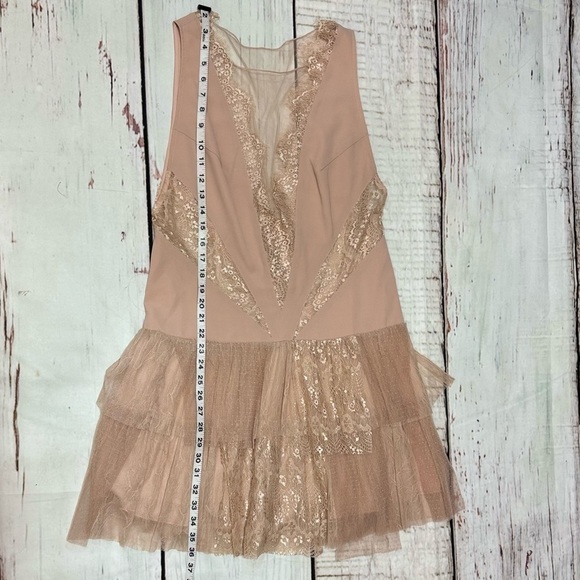 FREE PEOPLE “Dove Dress” Partial sheer Lace Drop waist tiered Skirt Size 12 nwt - Picture 14 of 16
